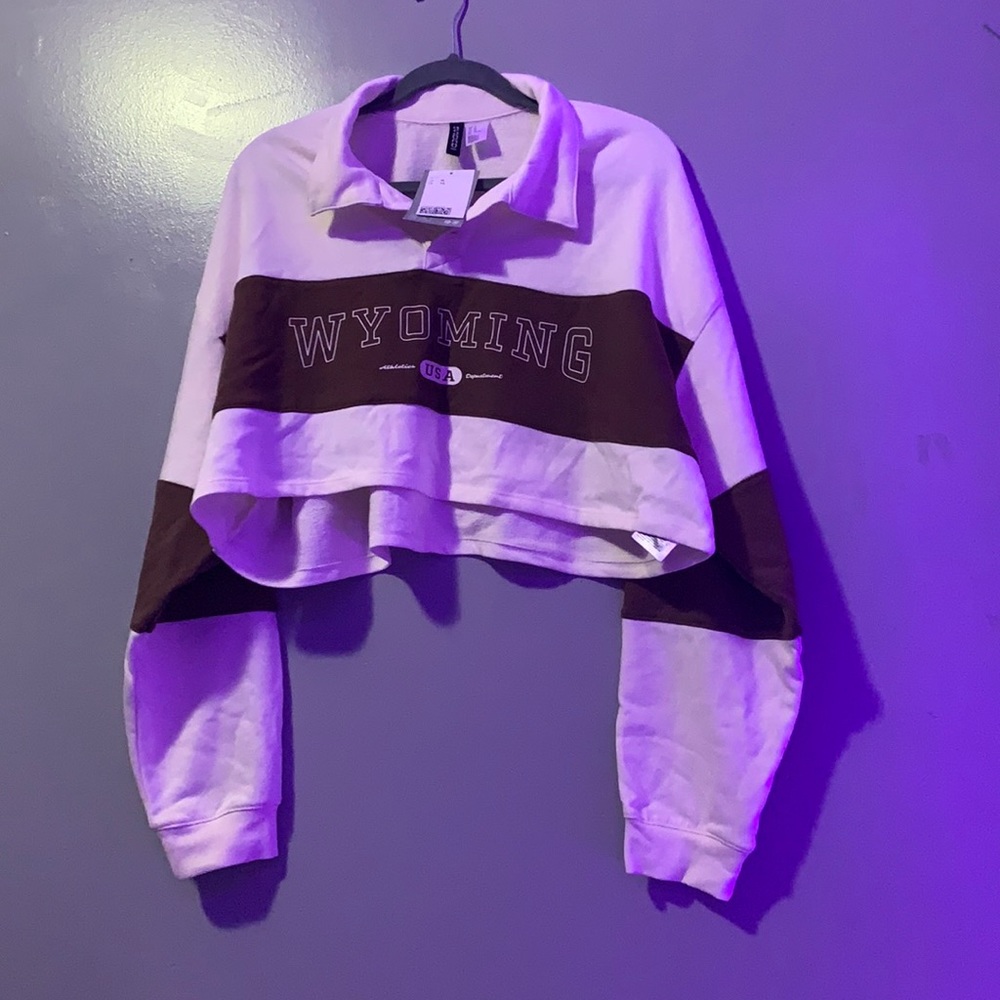 long sleeve collard crop top